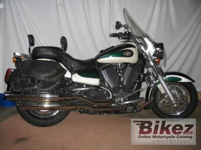 2002 Victory V92C photo